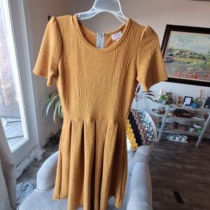 Lularoe Amelia XS Mustard Fit And Flare Pleated Dress With Pockets NWOT